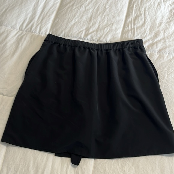 Jockey skort. VGUC. Black, size small. - Picture 3 of 3